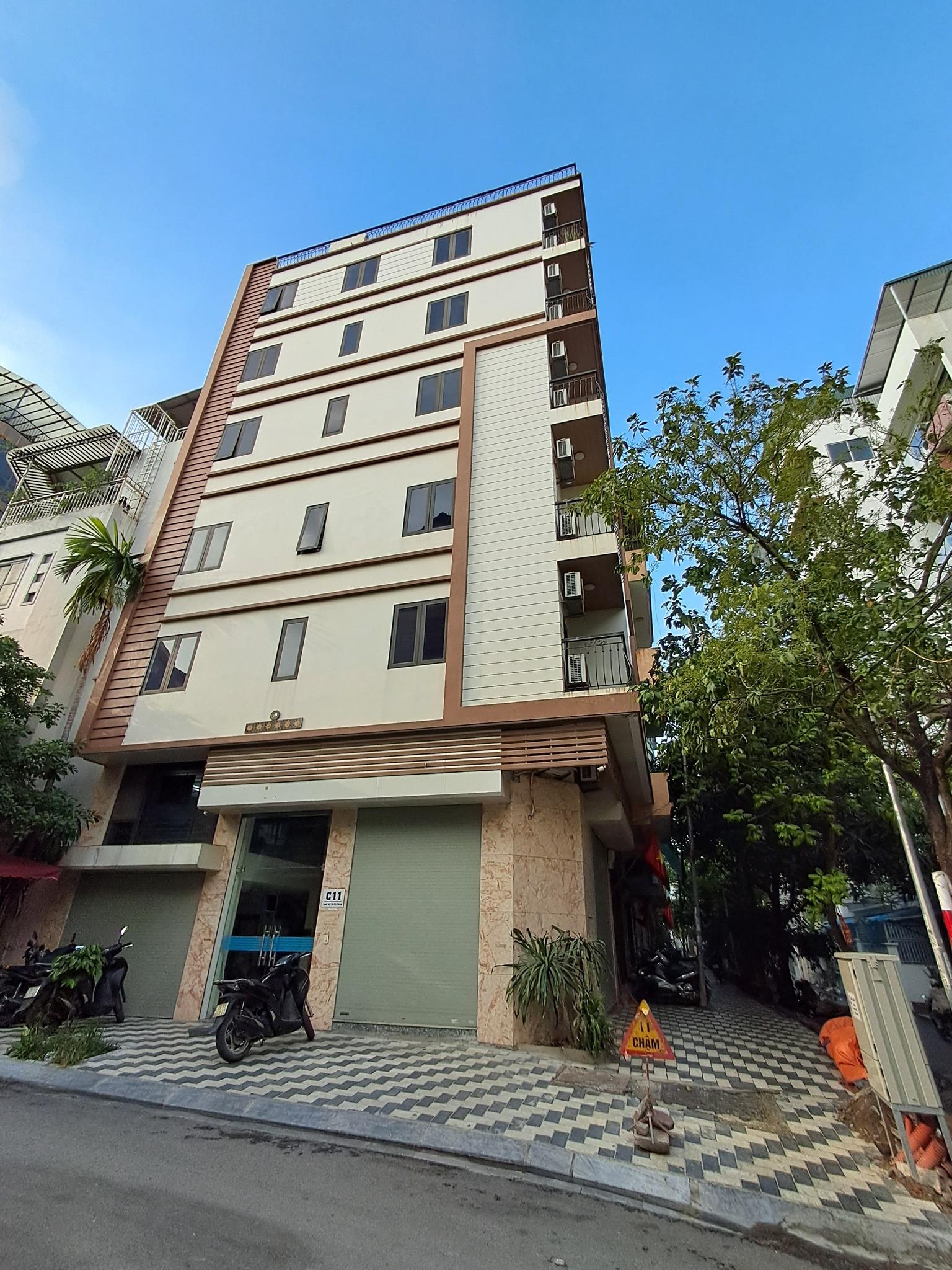 BÁN NHÀ VÕ CHÍ CÔNG -LÔ GÓC - PHÂN LÔ - VỈA HÈ - KINH DOANH - THANG MÁY 80M 7TÀNG 26.3 TỶ - Ảnh chính