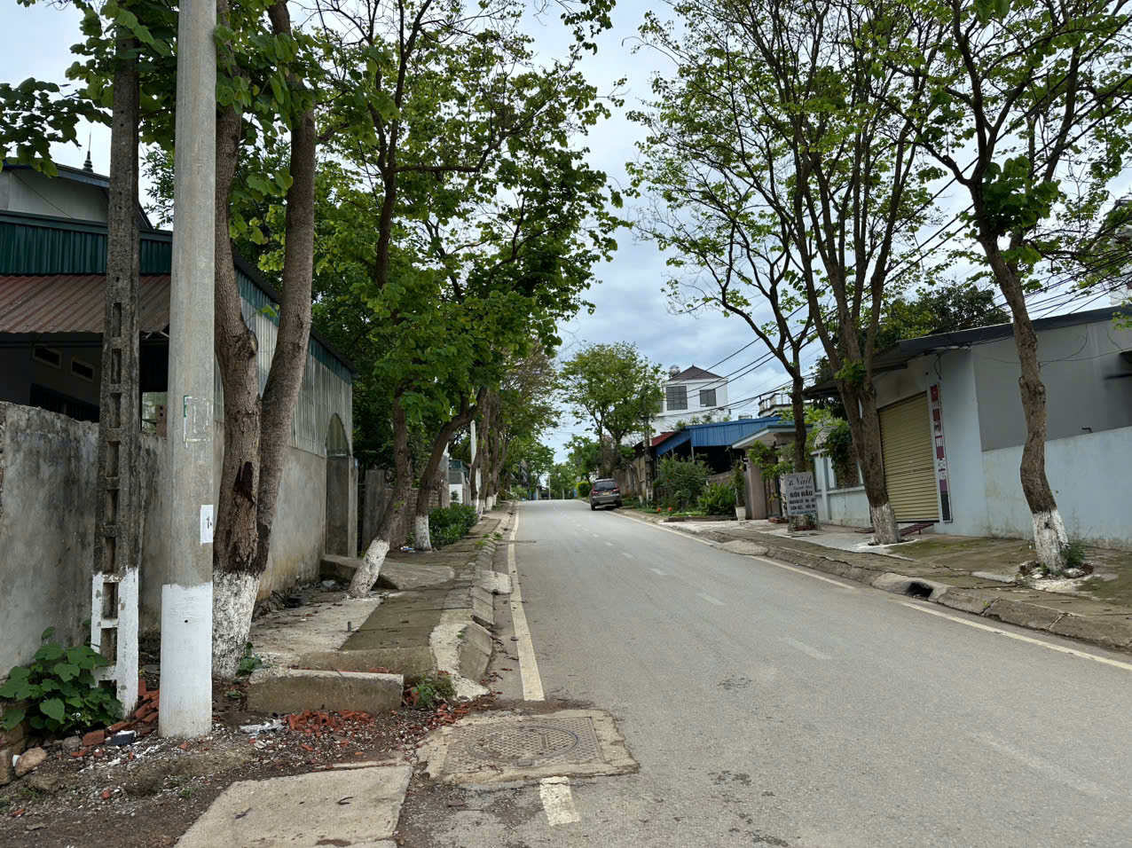 BÁN ĐẤT TRUNG TÂM THỊ XÃ MỘC CHÂU_180M FULL THỔ CƯ_MẶT TIỀN 14M_200M RA CHỢ ĐÊM - Ảnh 2