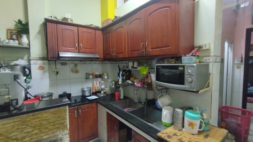 Mặt tiền Đông Hồ, kinh doanh Karaoke, 4 tầng chỉ 9 tỷ 8 - Ảnh 2