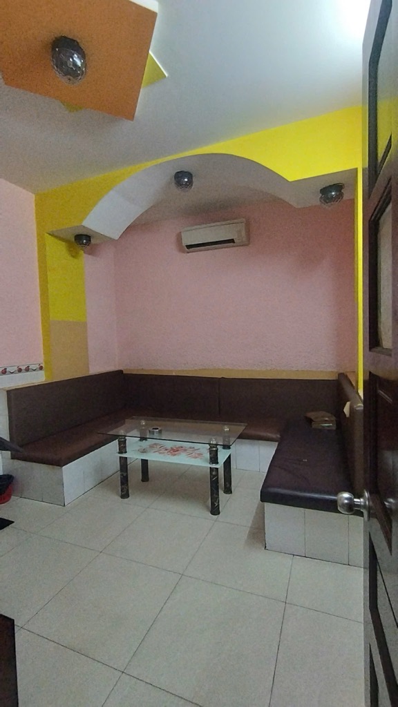 Mặt tiền Đông Hồ, kinh doanh Karaoke, 4 tầng chỉ 9 tỷ 8 - Ảnh 3