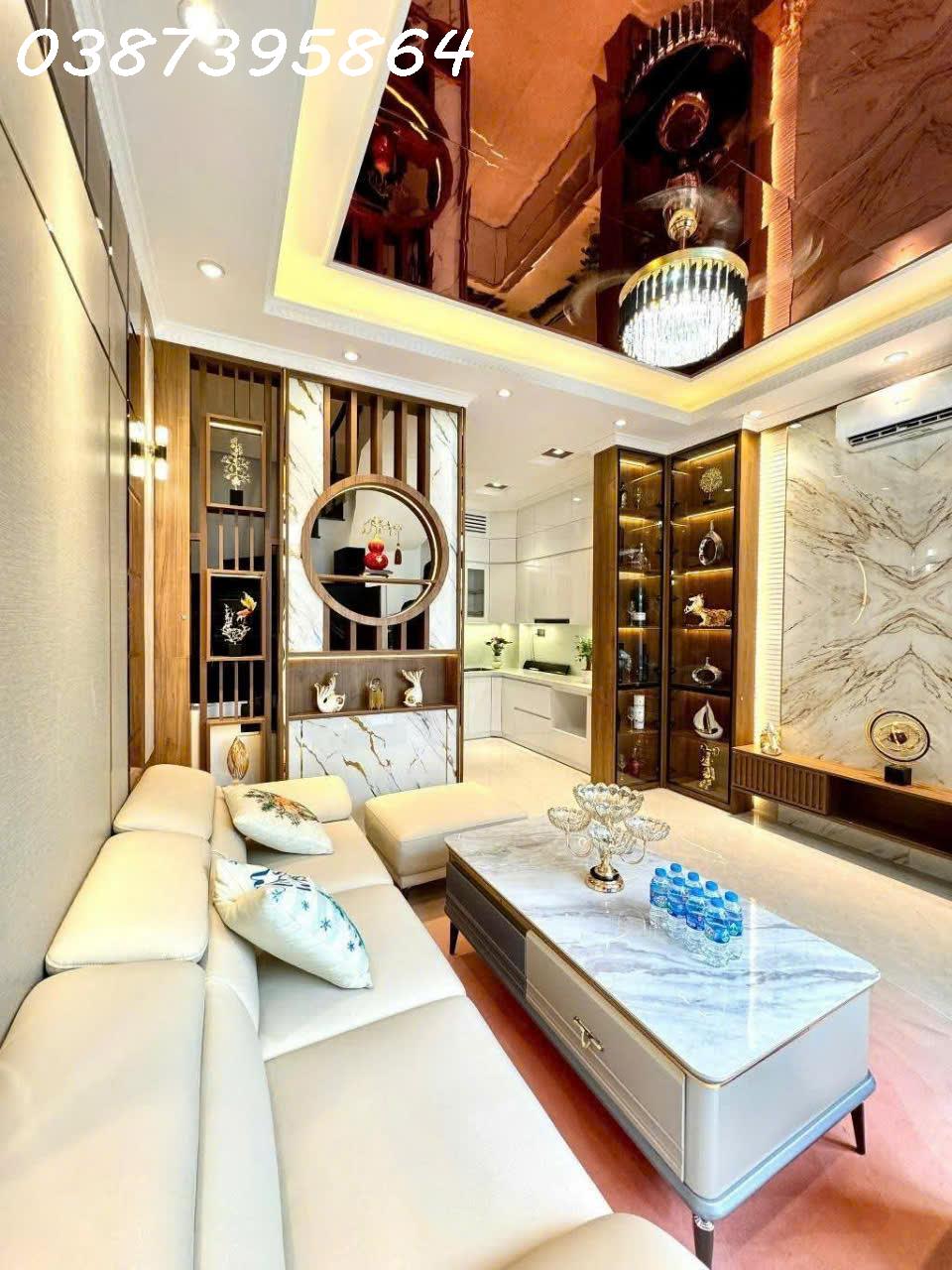 🚨 SIÊU PHẨM NHÀ ĐẸP - MỚI XÂY KÍNH CONG – PHÂN KHÚC 7,XX TỶ TẠI QUẬN CẦU GIẤY - Ảnh chính