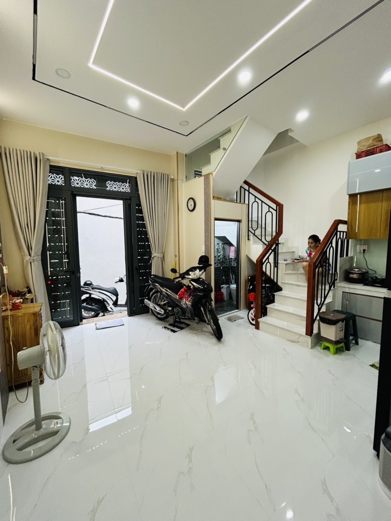 CHÍNH CHỦ CẦN BÁN NHÀ MỚI 5 TẦNG- KHU AN  NINH--ĐƯỜNG ĐOÀN VĂN BƠ- THÔNG RA HOANMGF DIỆU- NGUYỄN - Ảnh 2