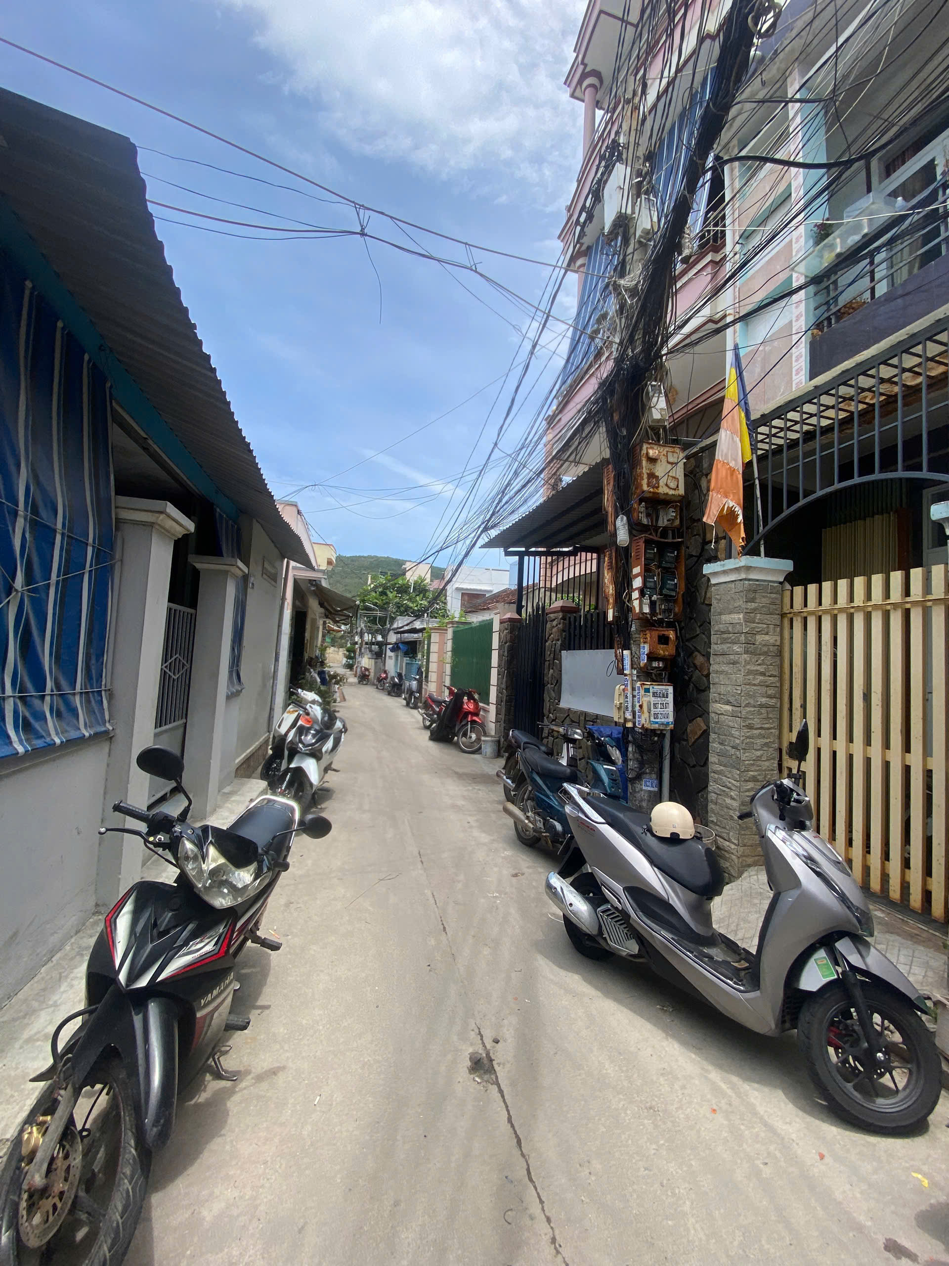 Chủ Ngộp Ngân Hàng - Cần Bán Nhanh Nhà Trần Phú - Vĩnh Nguyên - Tỉnh Khánh Hoà - cách biển chỉ 30m - Ảnh 1