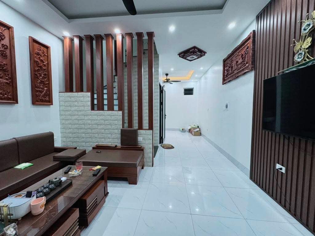 CHÍNH CHỦ GỬI BÁN GÂP NHÀ PHỐ LÊ QUANG ĐẠO – PHÚ ĐÔ, 38M2 5 TẦNG NHỈNH 7 TỶ, NHÀ ĐẸP DÂN XÂY – Ô TÔ - Ảnh 1