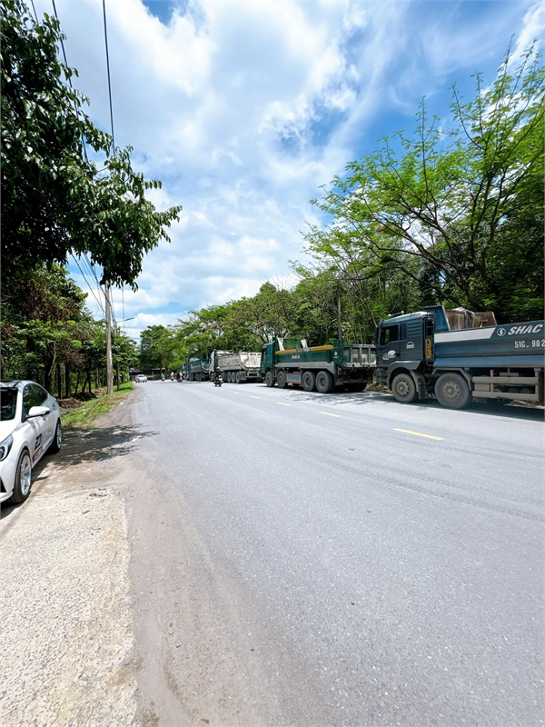 X084 bán nhà xưởng với thiết kế khung thép kiên cố, trang bị trạm điện lớn. trạm cân 80T - Ảnh chính
