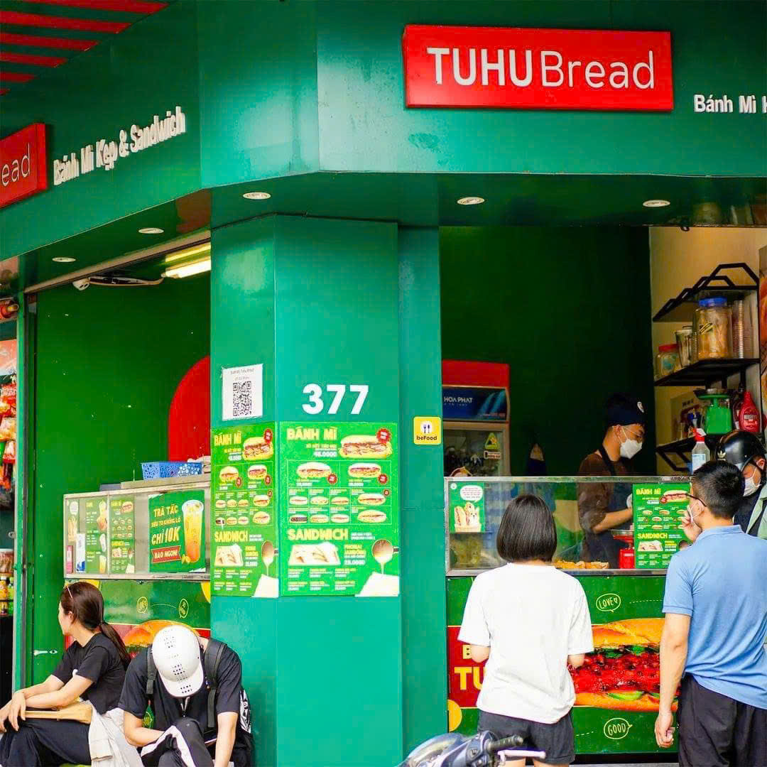 SANG NHƯỢNG GẤP CỬA HÀNG BÁNH MÌ TUHU – MẶT ĐƯỜNG GIẢI PHÓNG, THANH XUÂN - Ảnh 1