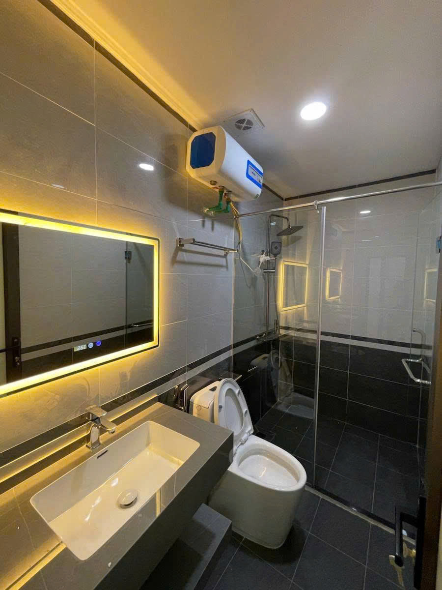 NHÀ DÒNG TIỀN NGÕ TRẦN QUỐC VƯỢNG  – 50M2 X 5 TẦNG – 9 PHÒNG KHÉP KÍN - GIÁ CHỈ 9 TỶ 900 (TL) - Ảnh 1