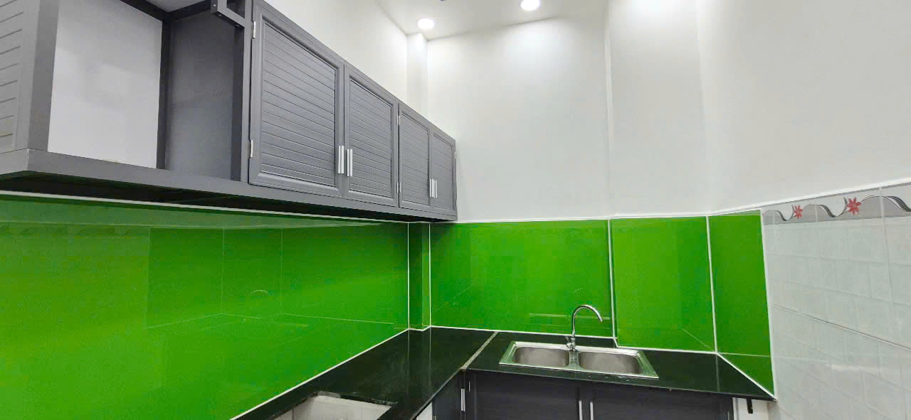 Nhà mới đúc 2lầu/ST hẻm 157 Dương Bá Trạc P1Q8 - Ảnh 2