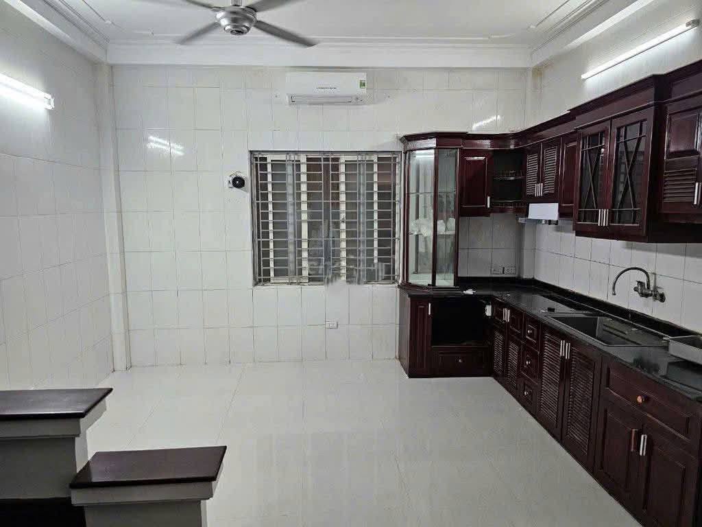 CHO THUÊ PHỐ ĐƯỜNG NGUYỄN VĂN TRỖI -  THANH XUÂN - Ảnh 1