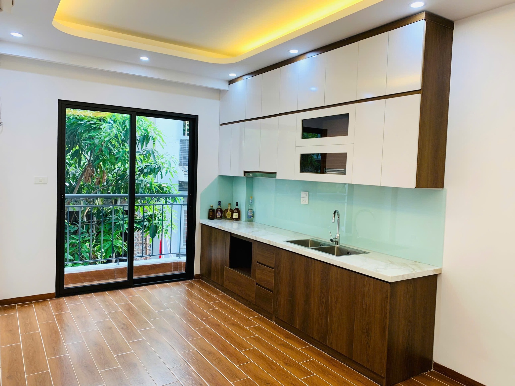 BÁN NHÀ VĂN CAO 46m 5 TẦNG MẶT TIỀN 3,5M GIÁ CHÀO 14.5 TỶ - Ảnh 1