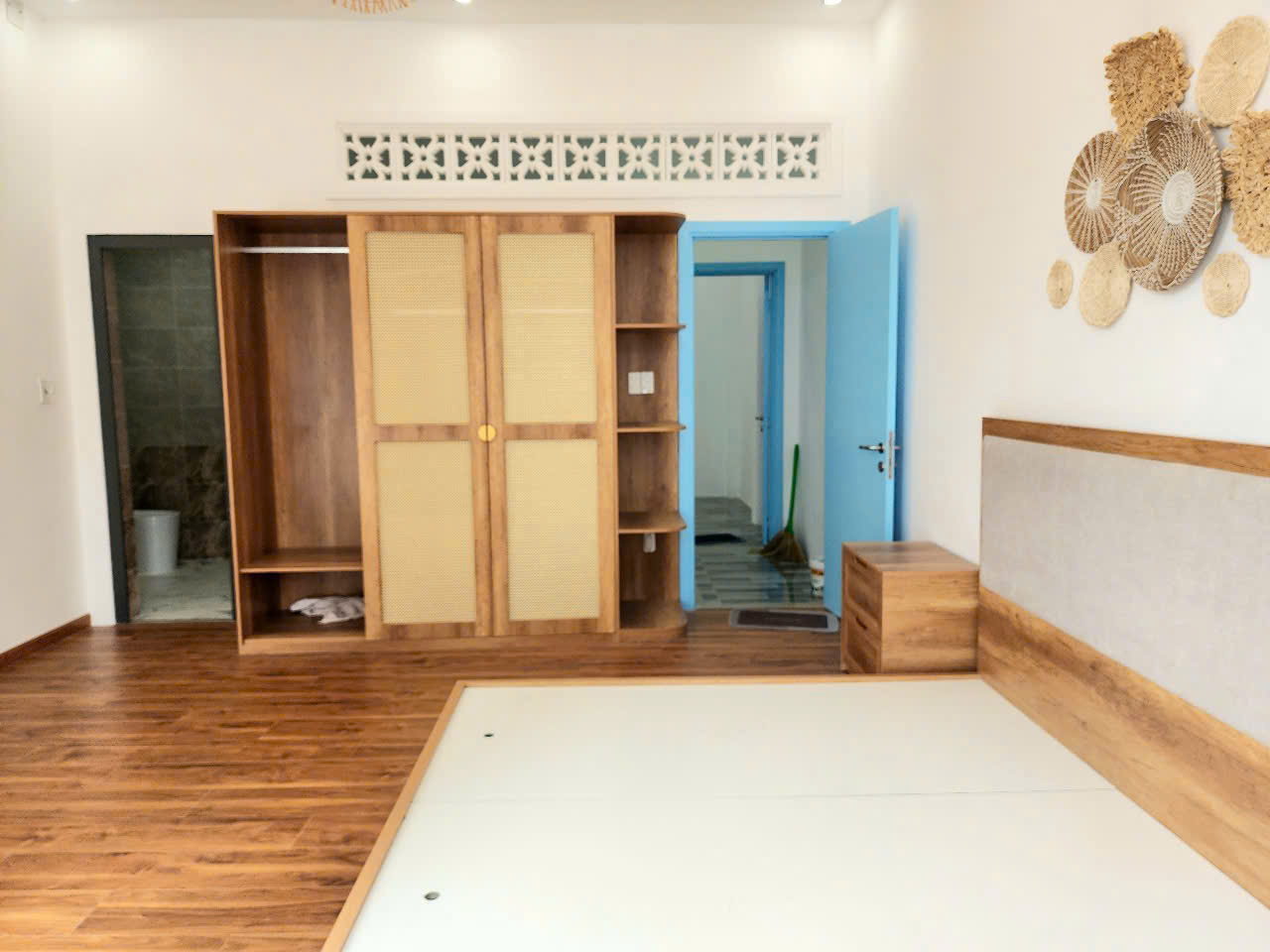 Căn góc 2 MT hẻm 4m Âu Dương Lân P3Q8. Giá 5.95 tỷ bớt lộc - Ảnh 1