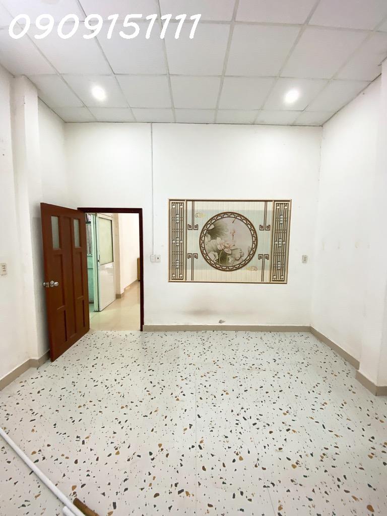 BÁN GẤP MẶT TIỀN- NGAY NGUYỄN VĂN LINH- QUẬN 7- 66M2- NHỈNH 6 TỶ - Ảnh 2