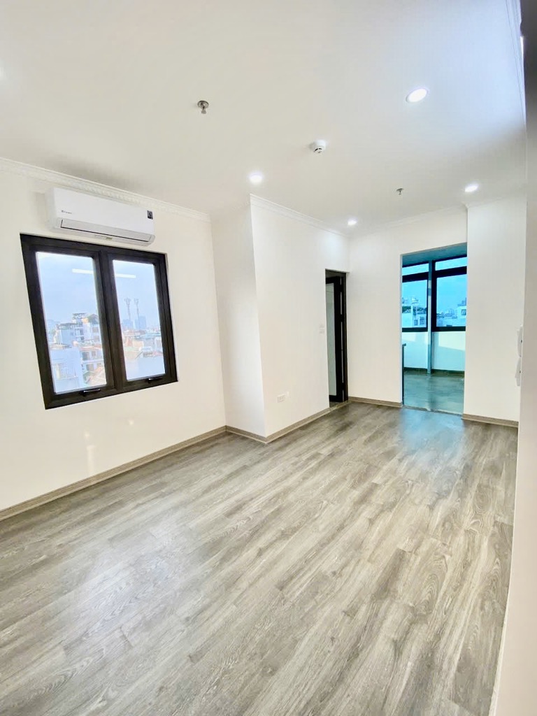 Bán nhà phố Nguyễn Đình Thi, Tây Hồ, mặt ngõ thông, thoáng trước sau, view hồ, 45m, 15.4 tỷ - Ảnh chính