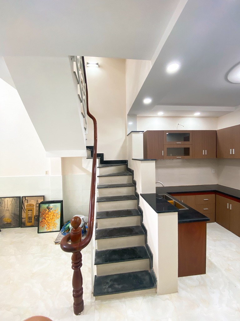 BÁN NHÀ TUYỆT ĐẸP 5 TẦNG 4*10M, NỞ HẬU NHỈNH 6 TỶ, ÂU DƯƠNG LÂN, QUẬN 8, NHÀ MỚI TOANH VÀO Ở NGAY - Ảnh 2