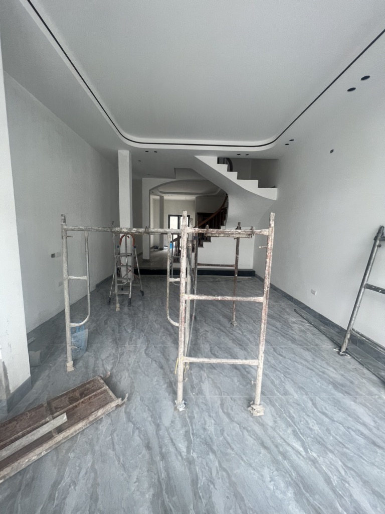 PHỐ BÁT KHỐI 20 tỷ 130m MẶT TIỀN 5m, NGÕ OTO TRÁNH,LONG BIÊN HÀ NỘI - Ảnh 2