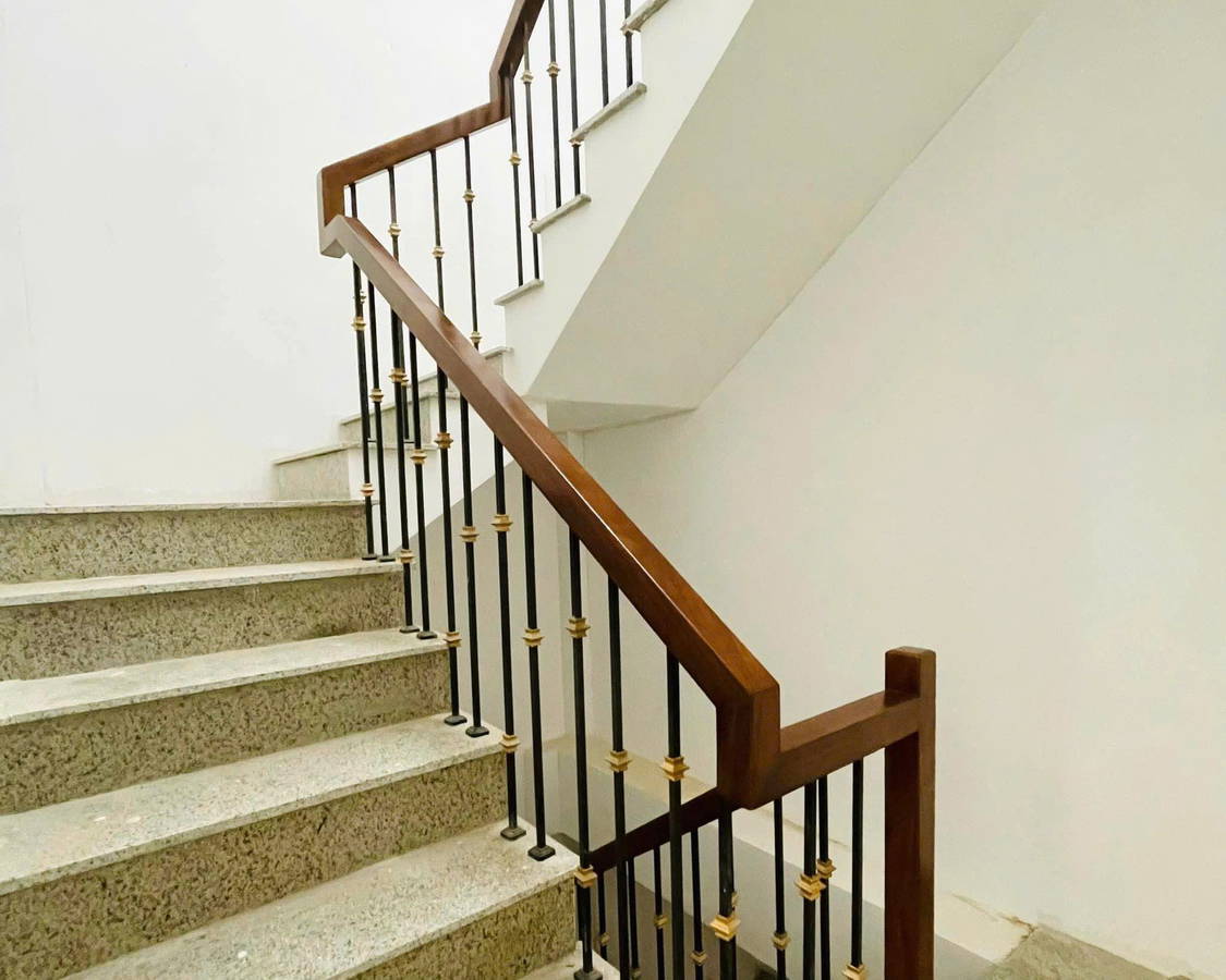 Bán Nhà Cẩm Văn. Đê La Thành. Đống Đa. DT 40m2. MT 4m. Giá 7,18 Tỷ. - Ảnh 2
