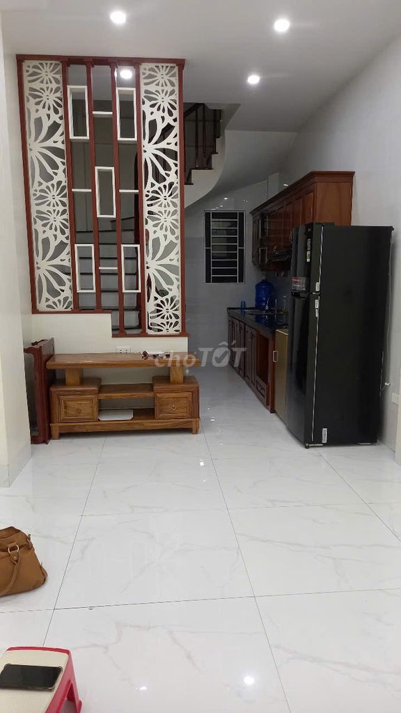 Cho thuê nhà riêng 5 tầng Phú Mỹ, Mỹ Đình đầy đủ tiện nghi gần bến xe chợ trường ĐH - Ảnh chính