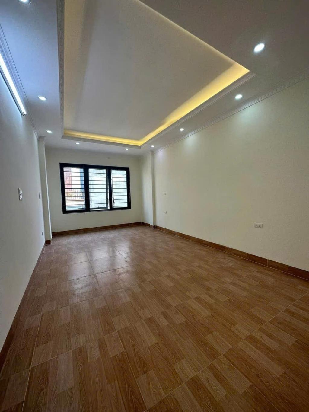NHÀ MỚI KÍNH COONG, THOÁNG SÁNG, Ở NGAY.<br>TRUNG TÂM CẦU GIẤY - Ảnh 2