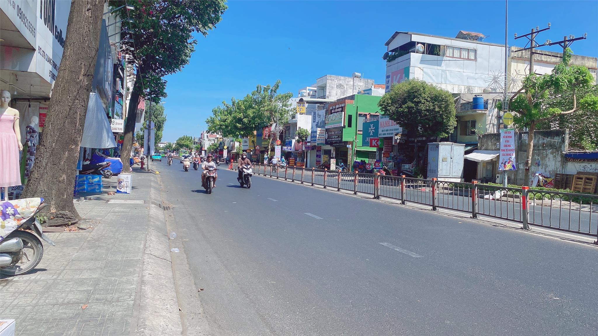 BÁN NHÀ 2 MẶT TIỀN ĐƯỜNG, DIỆN TÍCH 152M2, CHỈ NHỈNH 100 TRIÊU/M2. KHU CHỢ PHẠM VĂN BẠCH - Ảnh chính