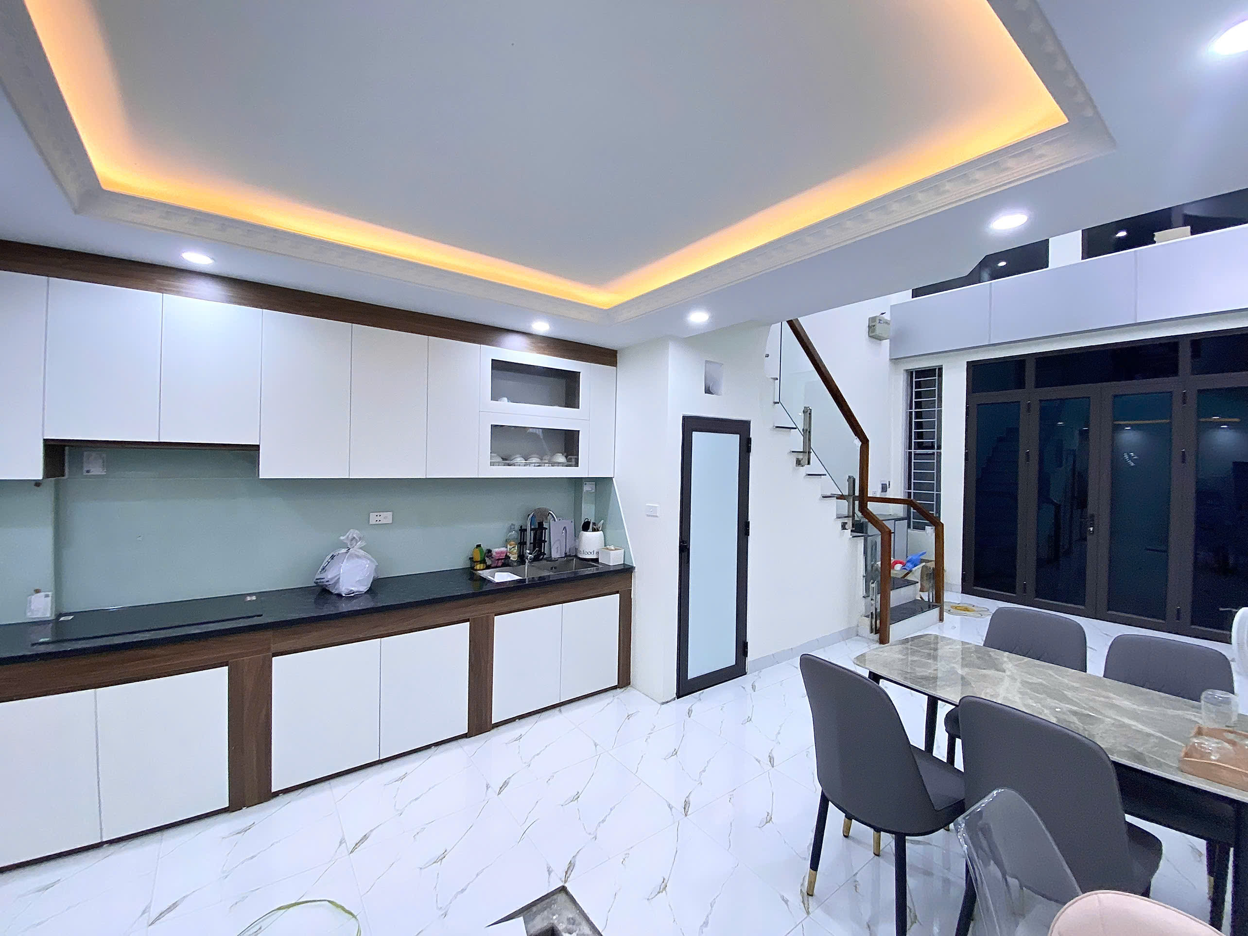 Bán nhà phố Tựu Liệt, Tam Hiệp, Thanh Trì s:38*5 tầng,Full nội thất chỉ nhỉnh 6 tỉ. - Ảnh 1