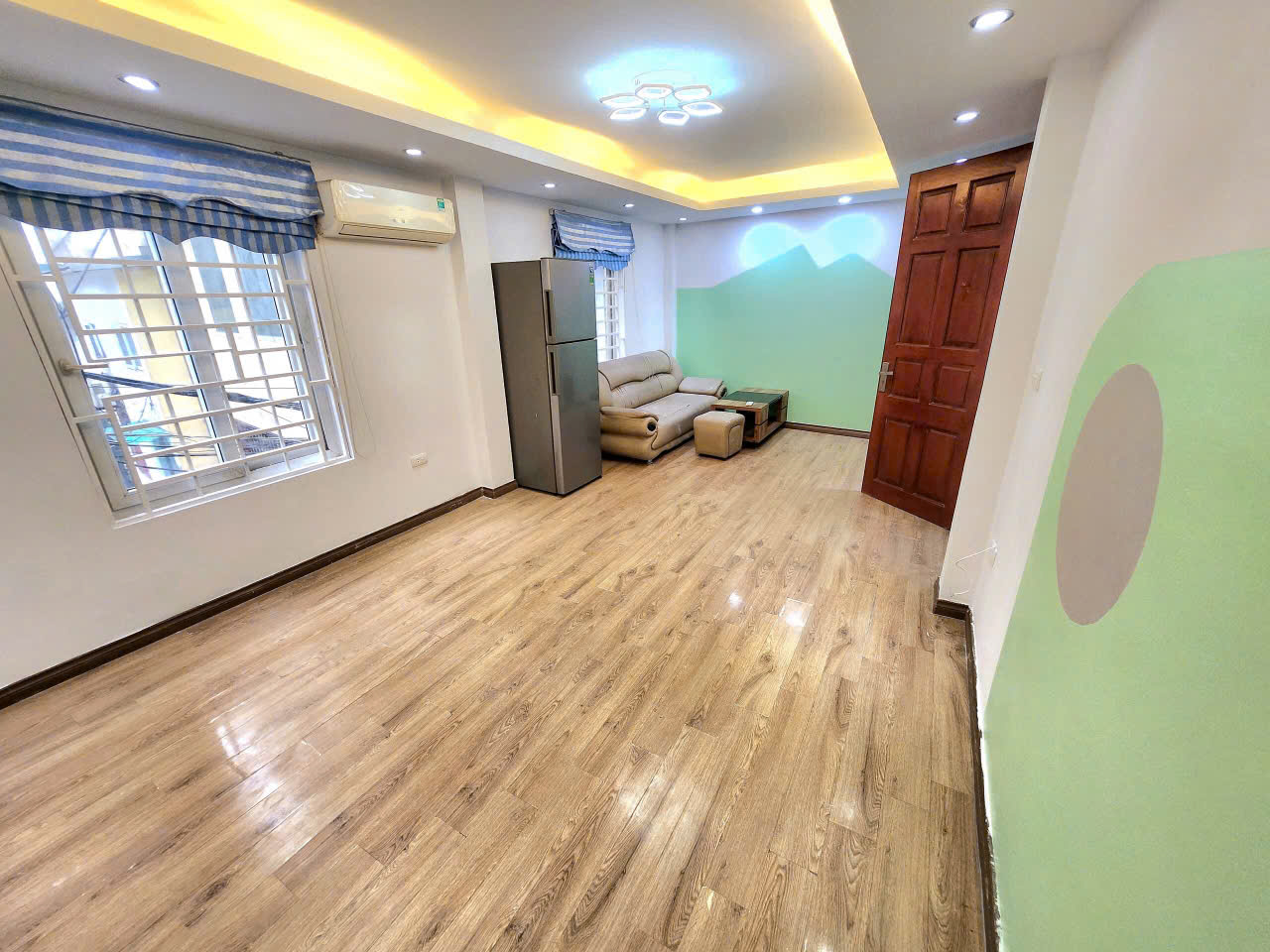 Cho thuê nhà ngõ 1197 Giải Phóng Hoàng Mai 80m x 4T, 8P giá 15tr, CHDV, nhóm, gia đình - Ảnh chính