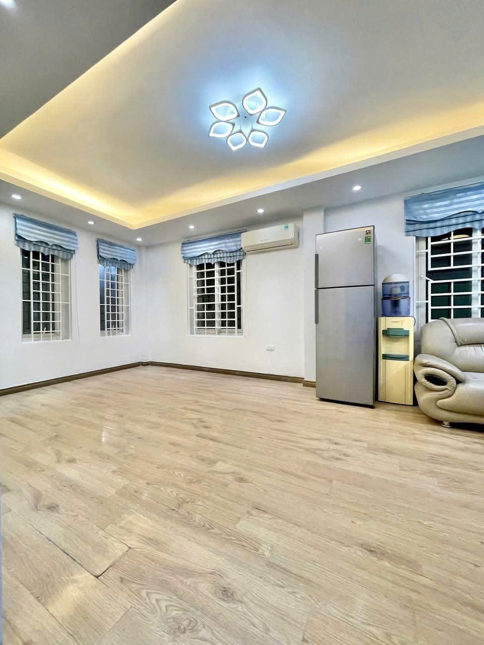 Cho thuê nhà ngõ 1197 Giải Phóng Hoàng Mai 80m x 4T, 8P giá 15tr, CHDV, nhóm, gia đình - Ảnh 2