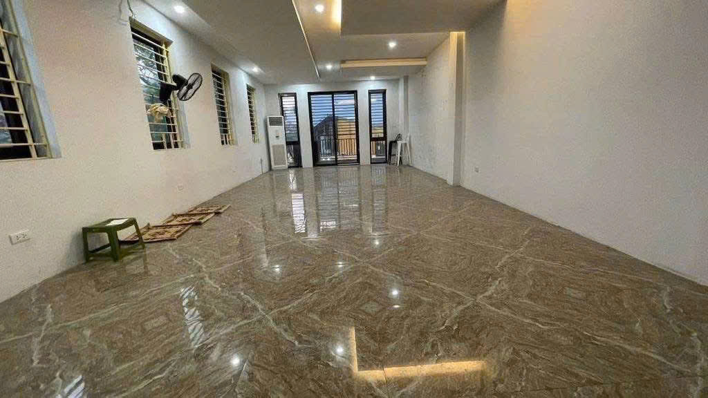 Phân lô víp,vị trí Ngã Tư Sở ,vỉa hè,oto tránh,kinh doanh,59m2,6T, nhỉnh 20 tỷ - Ảnh 1