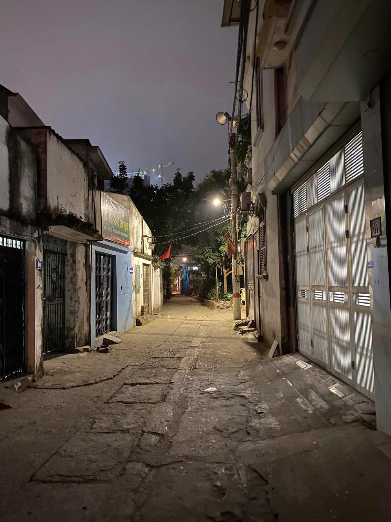 BÁN NHÀ NGHĨA TÂN, Ô TÔ, SÁT PHỐ, GẦN CÔNG VIÊN HÒA BÌNH, VIEW HỒ, KINH DOANH 32M CHỈ 10.8 TỶ - Ảnh chính