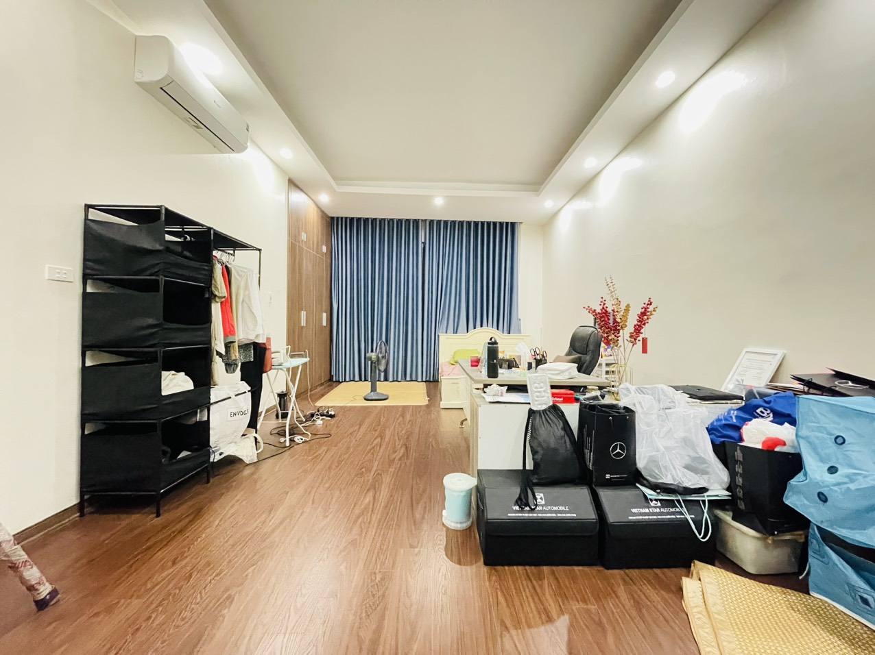 Bán nhà mặt phố Tuệ Tĩnh, 240m2, 4 tầng, mặt tiền 6.5m, 166 tỷ, kinh doanh đỉnh - Ảnh 1