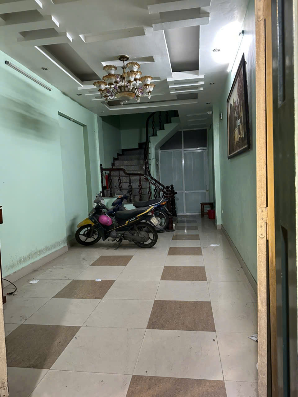 Cho thuê nhà ngõ 612 Lạc Long Quân, Tây Hồ 46m x 5T, 9P giá 20tr, cho làm CHDV, homestay - Ảnh chính
