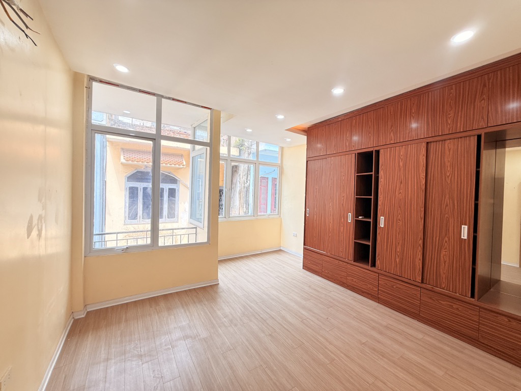 Lê Trọng Tấn 64m 4 tầng tứ trụ trời đất, gara, phân lô phong thần trấn địa - Ảnh 3