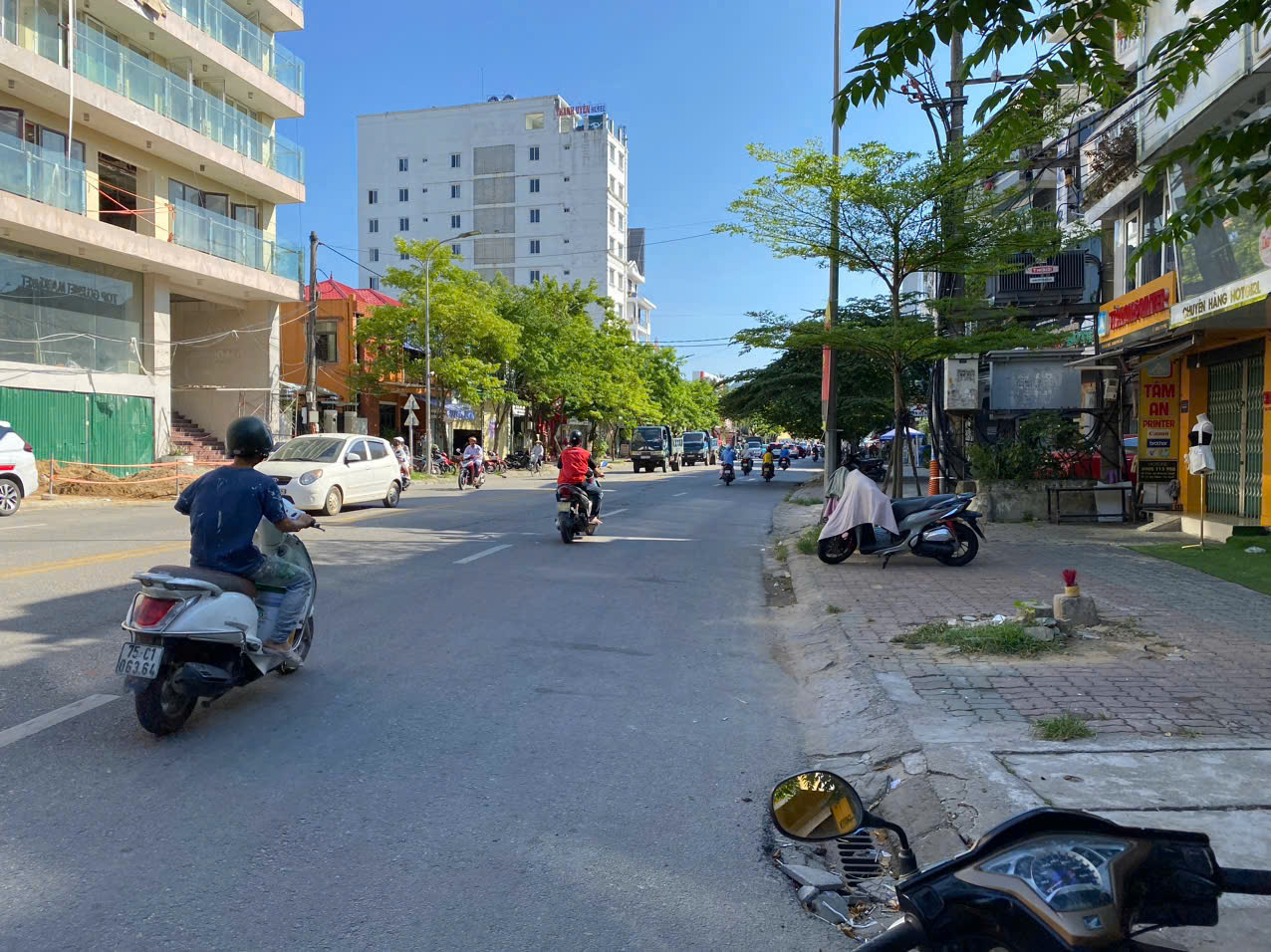 Cần bán nhà đất mặt tiền đường Bà Triệu, P. Phú Hội, Q. Thuận Hóa, tp. Huế - Ảnh 3