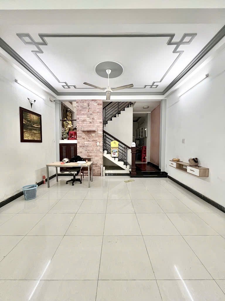 NHÀ ĐẸP THỐNG NHẤT GV - HẺM 8M THẲNG 1TRỤC - GẦN ST LOTTE NG.V.LƯỢNG - 75M² - 4 TẦNG HƠN 9 TỶ - Ảnh 1
