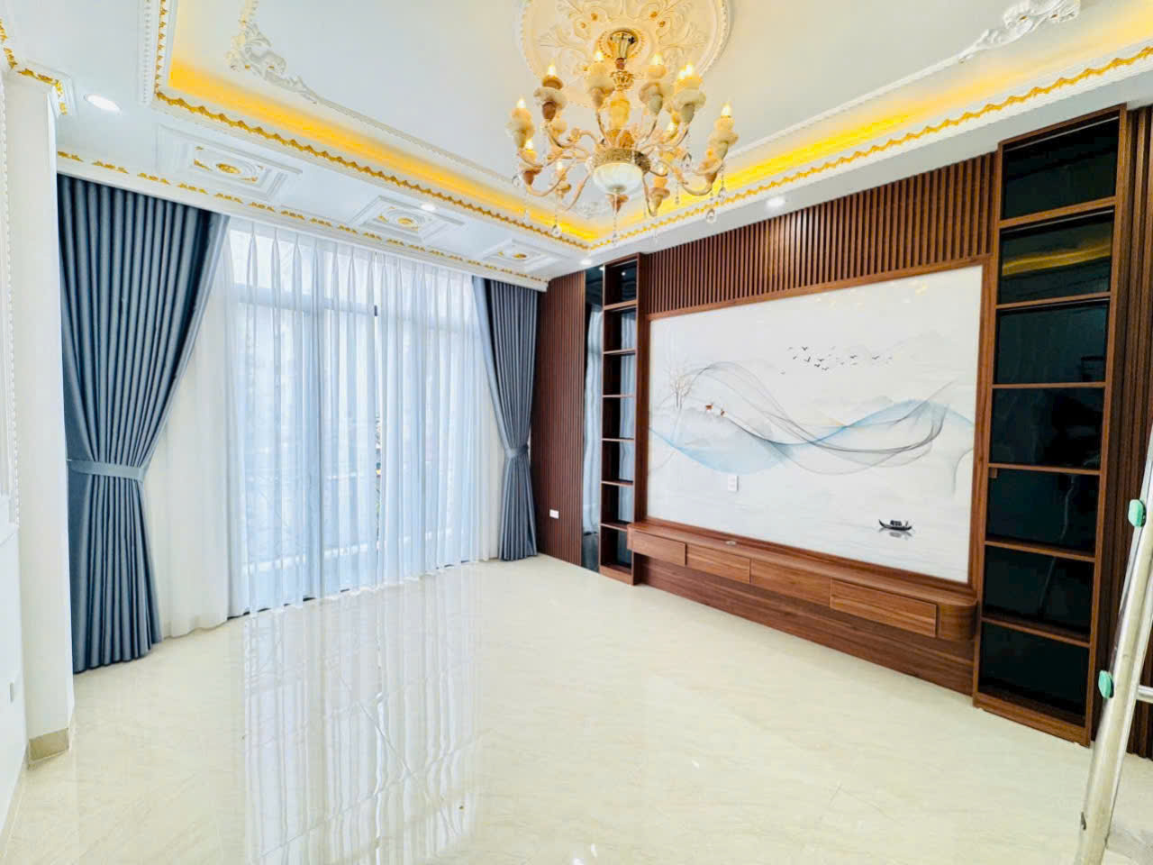 Bán nhà Văn Cao, đường 12m, DT 30m 5 tầng mới tinh, Giá 3.79 tỉ - Ảnh 2