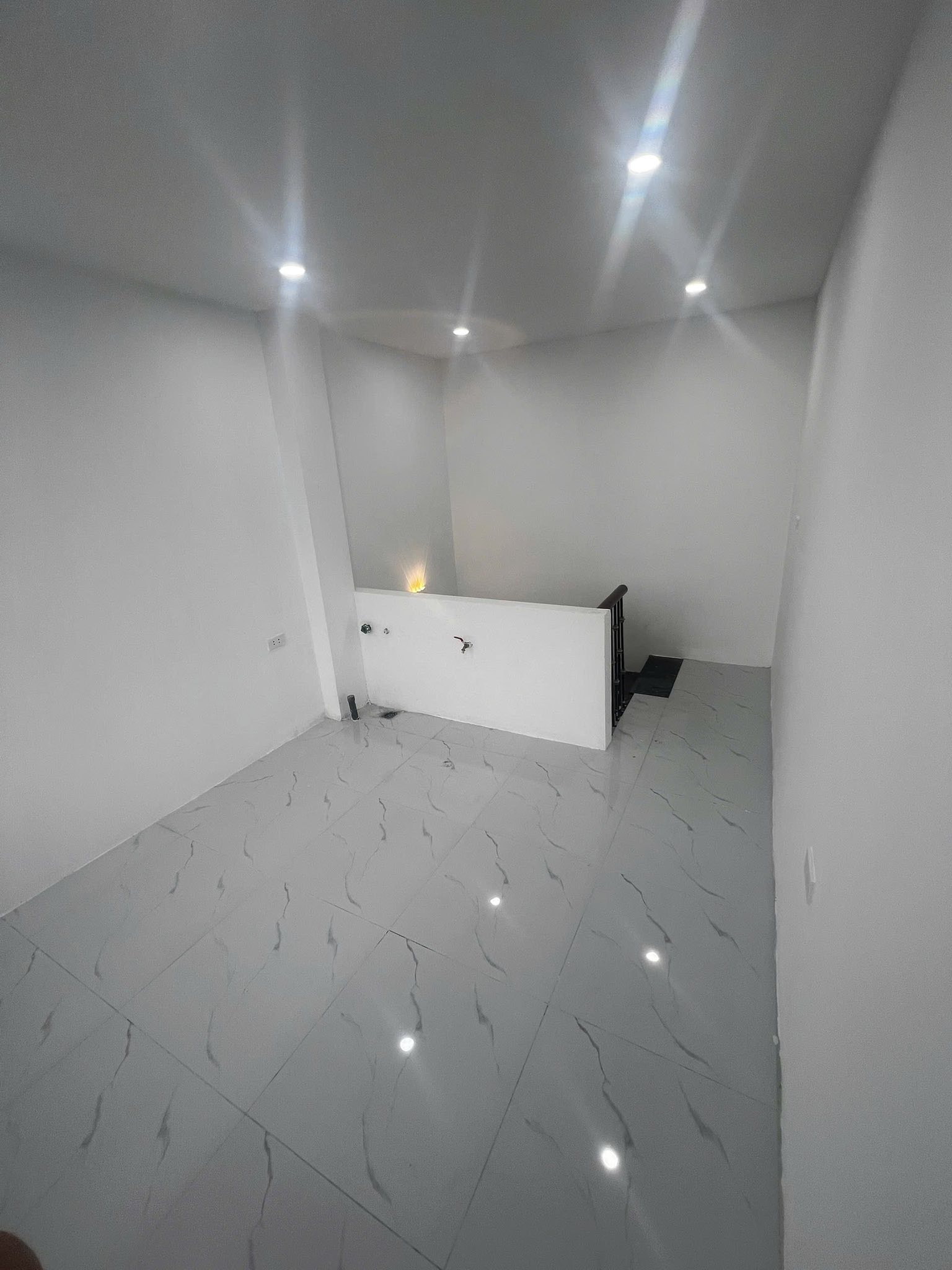 Bán nhanh nhà đầu ngõ Nguyễn Khiết, giá 4 tỷ, 20m2x5T, ẢNH THẬT - Ảnh 3
