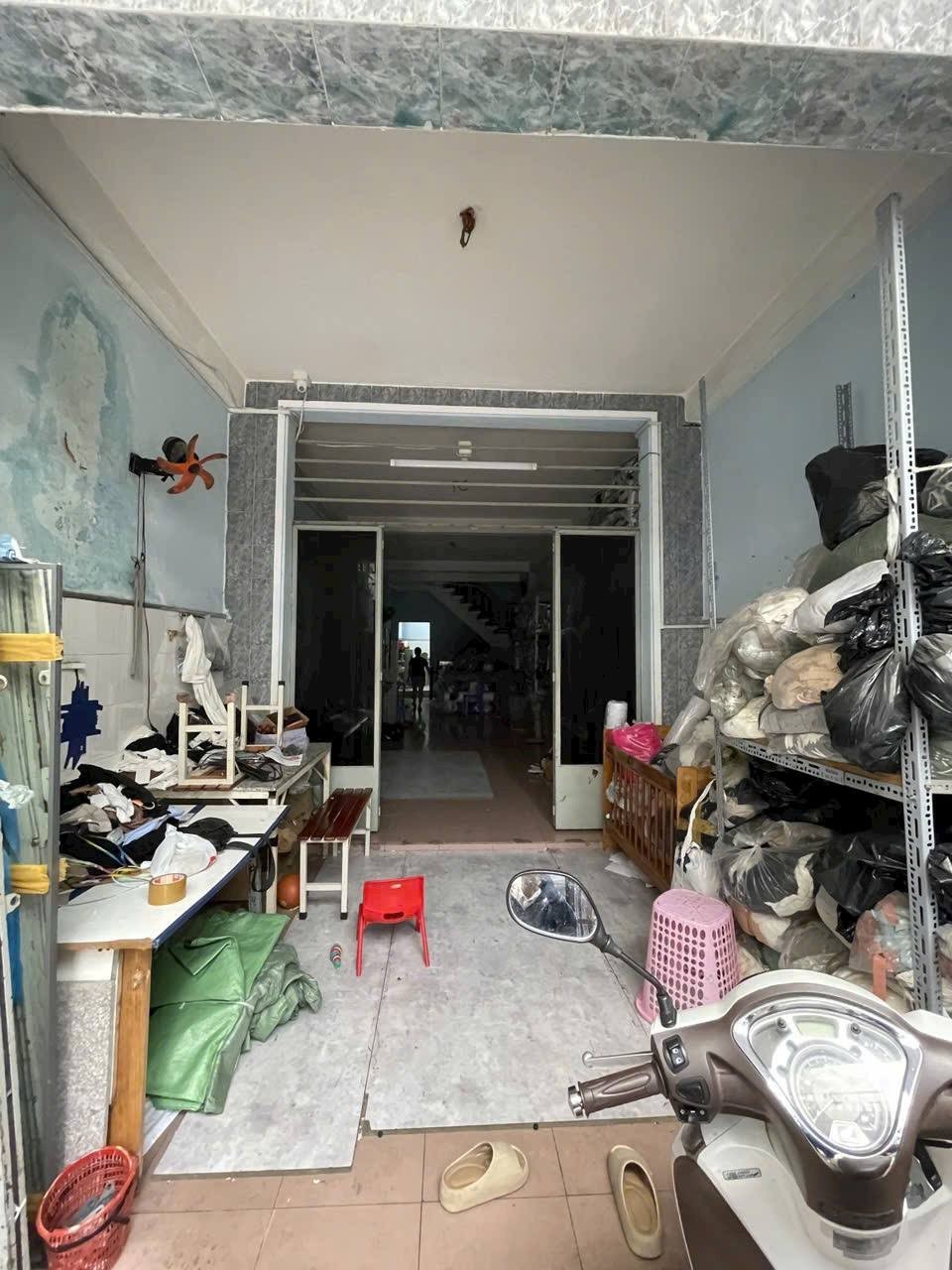 Bán nhà riêng 85m2, Hẻm xe tải 6m Đường Thoại Ngọc Hầu, Tân Phú - Ảnh 2