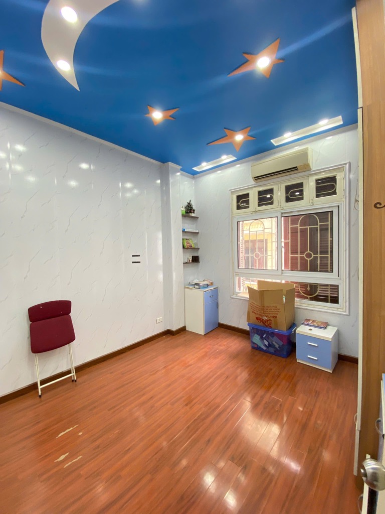 Bán nhà phố Trích Sài 36m2, 5 tầng Gara ô tô đúng 3 bước ra Hồ Tây an sinh cực thích - Ảnh 1