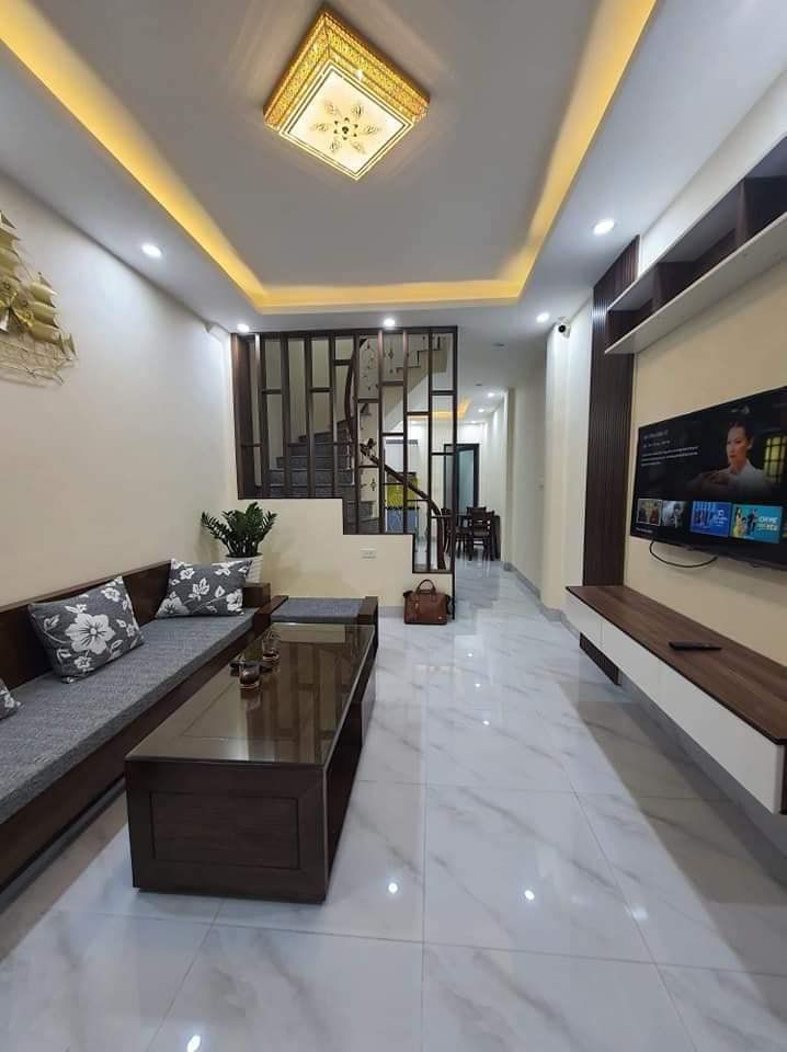 Bán nhà Ngọc Hà 64m2 ngõ thông gần phố, lô góc mặt tiền rộng chỉ 10 tỷ - Ảnh chính