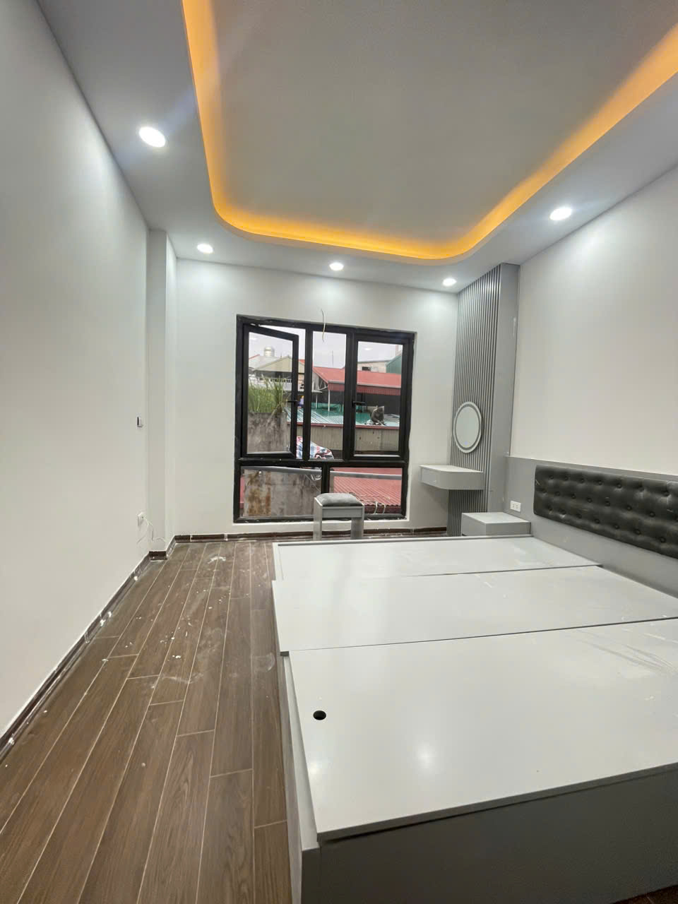 Bán nhà  ngũ hiệp, Thanh Trì,5 tầng ,mới koong, ô tô đỗ cửa,kinh doanh nhỏ chỉ nhỉnh 5đ - Ảnh 2