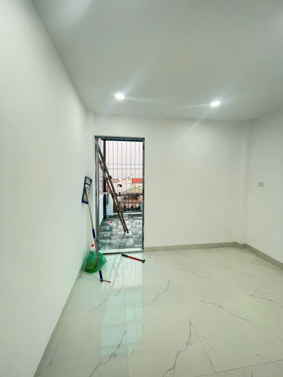 Bán nhà  ngũ hiệp, Thanh Trì,5 tầng ,mới koong, ô tô đỗ cửa,kinh doanh nhỏ chỉ nhỉnh 5đ - Ảnh 6