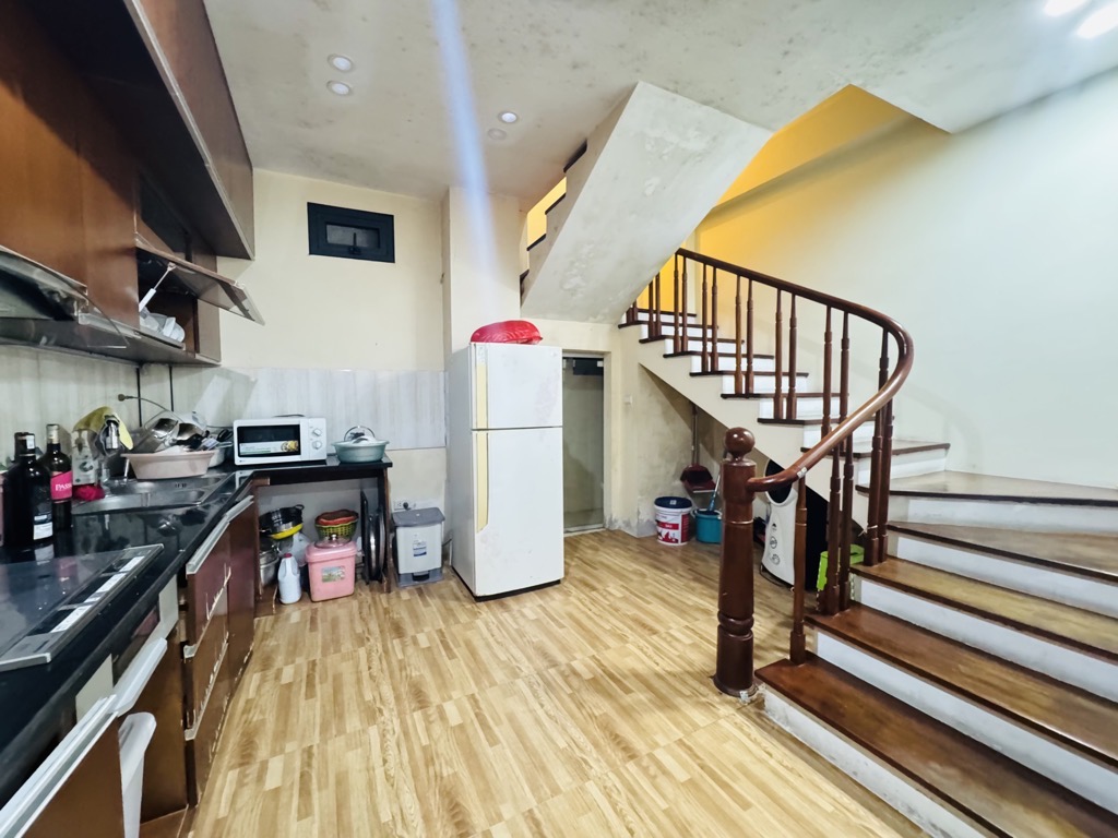 Bán nhà Đội Cấn, Ba Đình, ngõ nông, 42m2, 4 tầng, Mt 4.5m, chỉ 9.1 tỷ - Ảnh 1