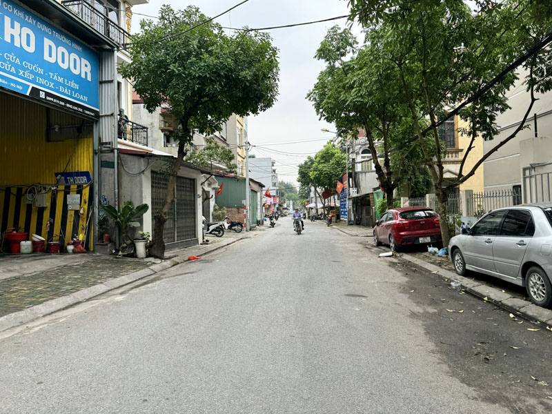 Bán nhà cấp 4 mặt ngõ 80 Hoa Lâm, Long Biên - 62,9m2 ô tô tránh, kinh doanh sầm uất - Ảnh 1
