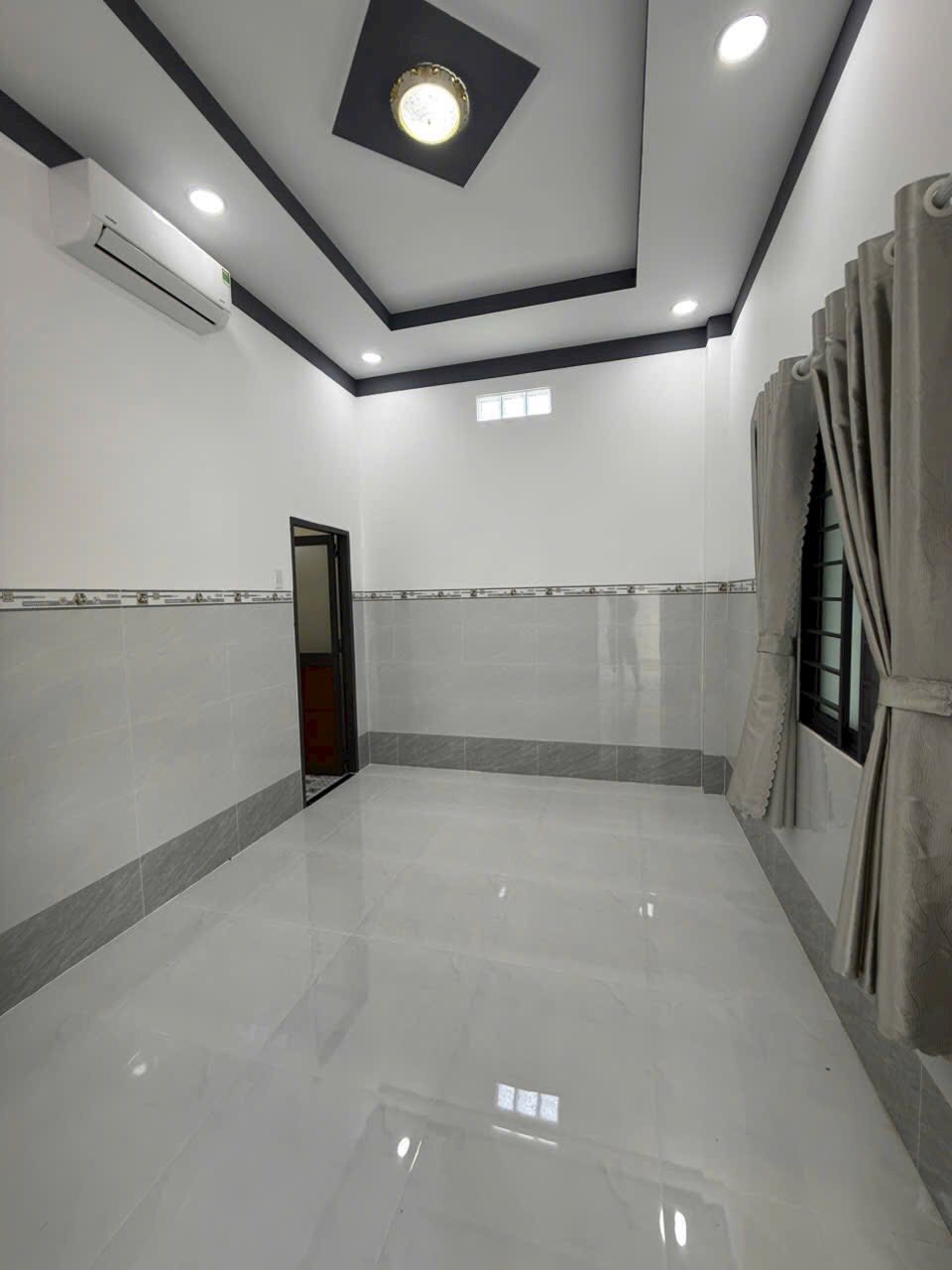 Nhà chính chủ 96 m2 cách Bến xe miền Tây mới, 900 tr dọn vào ở ngày - Ảnh 4