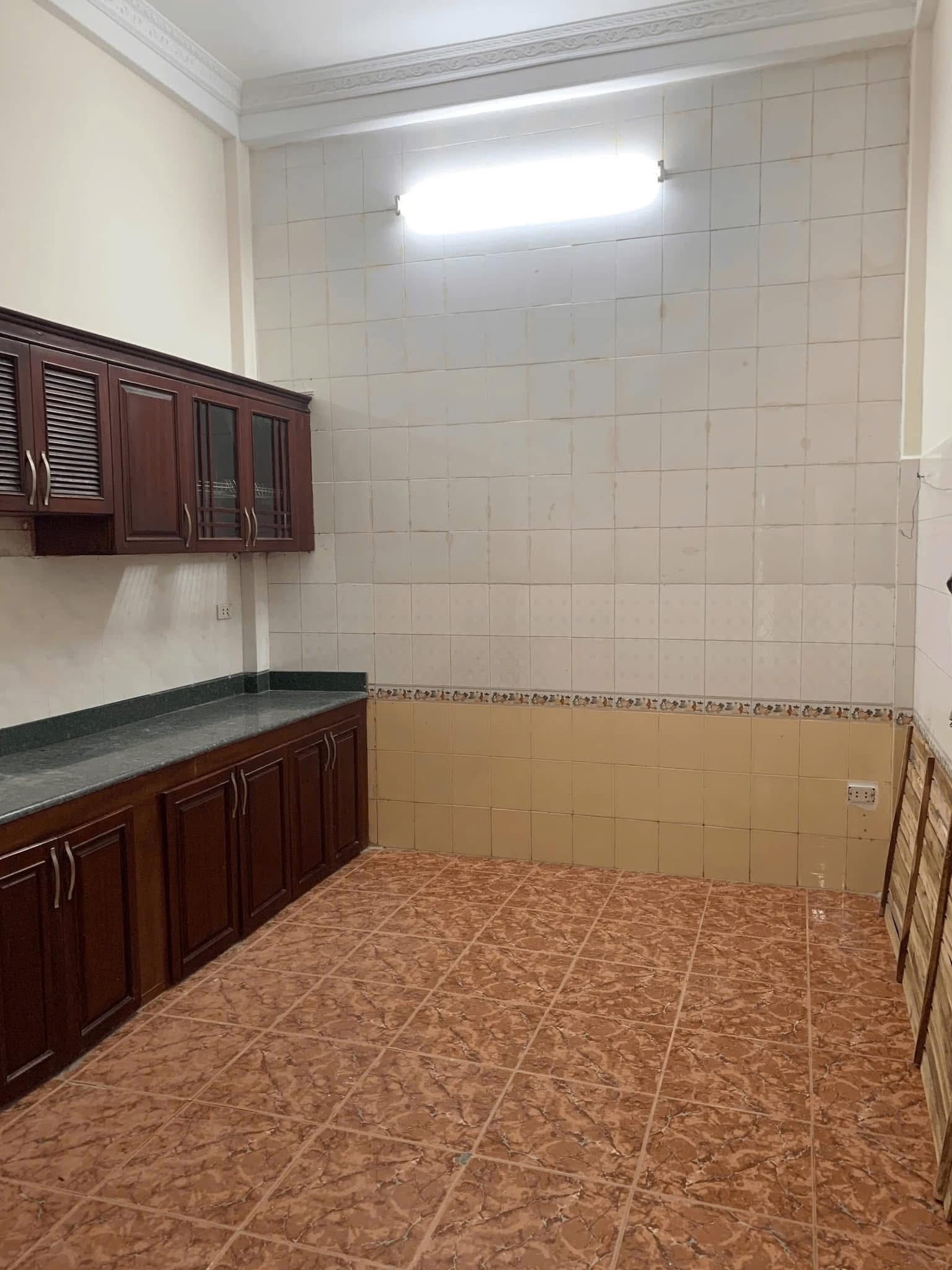 Cho thuê nhà riêng ngõ 68 Cầu Giấy 45m x 4T - 5PN3VS giá 15 triệu, ở và KD online - Ảnh 1
