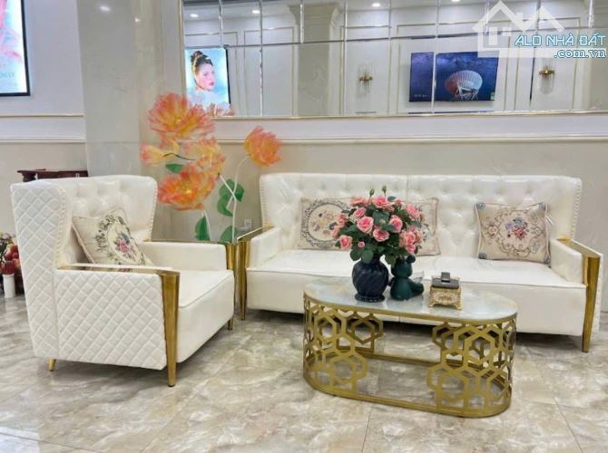 RẤT GẤP BÁN!!! NHÀ MẶT TIỀN CMT8, Q10 – THU DÒNG TIỀN 950TR/NĂM– NGAY NGÃ BA TÔ HIẾN THÀNH - Ảnh 3