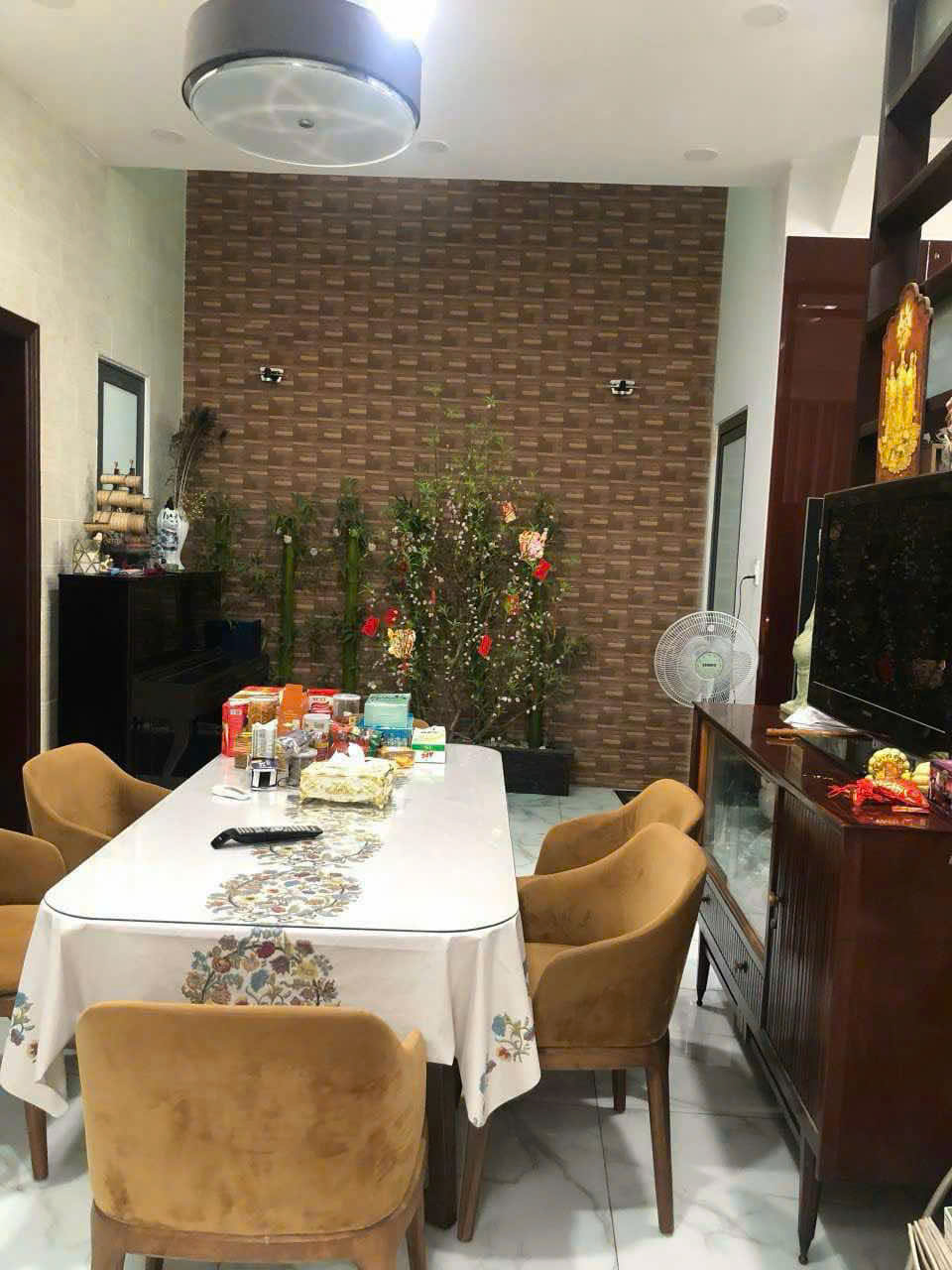 CẦN BÁN GẤP HẠ GIÁ GẦN 1 TỶ VỚI CĂN NHÀ 200m2 ĐƯỜNG CÁCH MẠNG THÁNG 8- PHƯỜNG QUANG VINH,TP.BIÊN - Ảnh 2