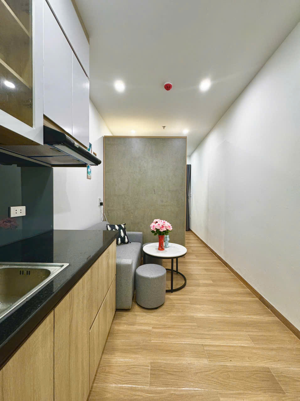 (Tin thật 100%) Bán tòa CHDV xây mới 72,5m2 x 16 căn hộ tại ngõ 72 Hoàng Ngân - Dòng tiền 1 tỷ/năm - Ảnh chính