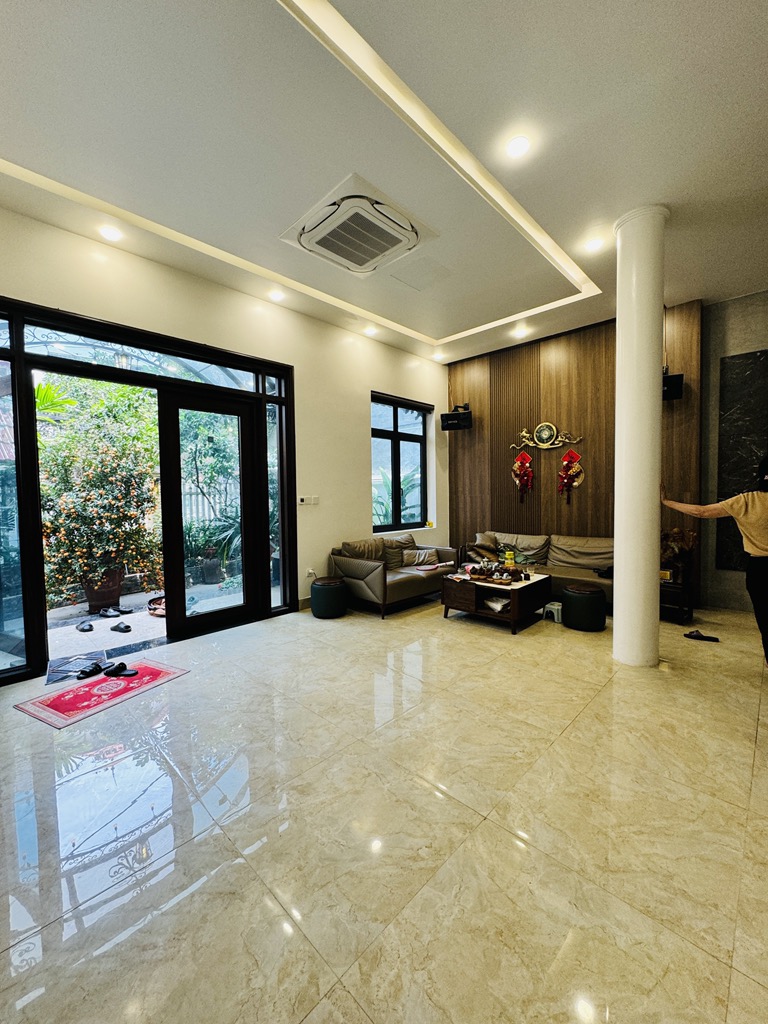 BÁN NHÀ NGỌC THỤY 25 tỷ 200m MẶT TIỀN 12m NGÕ THÔNG,LONG BIÊN - Ảnh 2