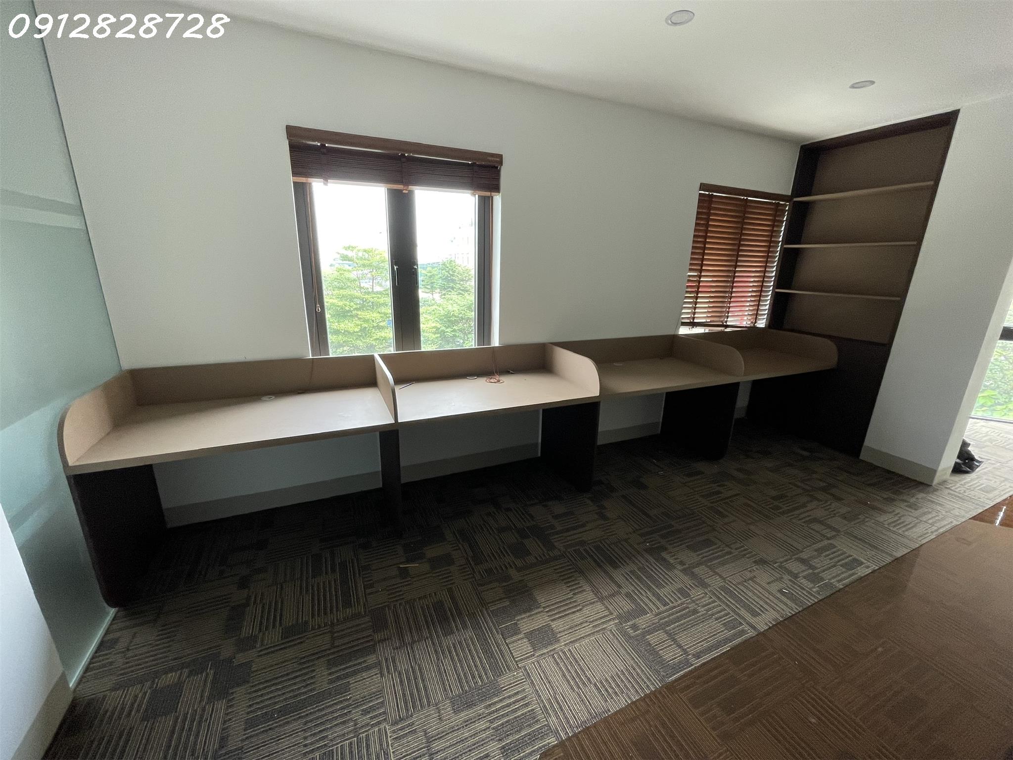 Cho thuê biệt thự ngõ 214 Nguyễn Xiển ,120m x 5 tầng 1 tum thông sàn , thang máy riêng có PCCC - Ảnh 4