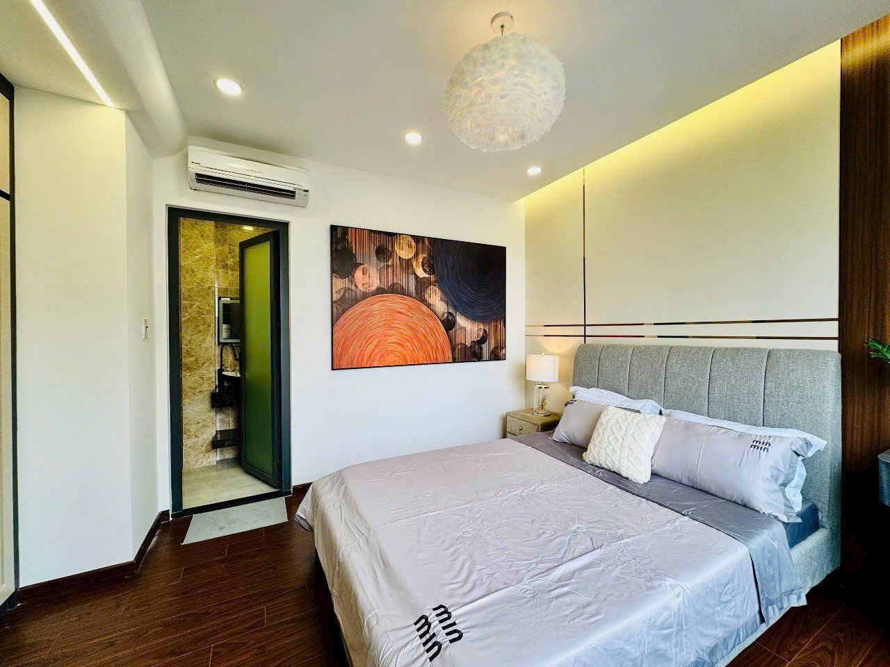 BÁN NHÀ CHÍNH CHỦ - 4 TÀNG BTCT - MT NGUYỄN KHUYẾN - P12 BÌNH THẠNH - NHÀ MỚI 100% - TẶNG FULL NỘI - Ảnh 1
